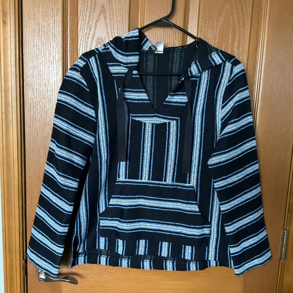 H&M Divided Navy and Light Blue Striped Baja hoodie